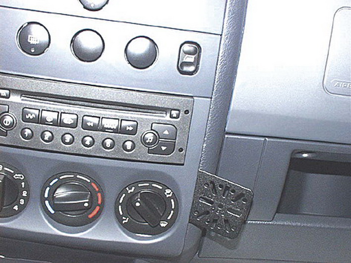 GSM konzole pro Citroën Berlingo, Partner 2003-2008 - 70182
